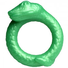 Load image into Gallery viewer, Serpentine Silicone Cock Ring - Green